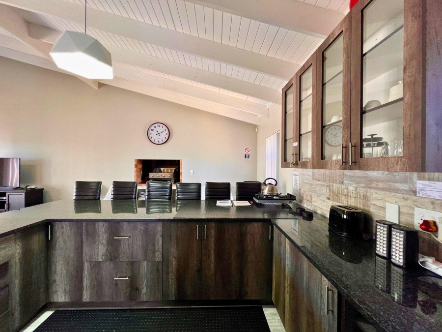 5 Bedroom Property for Sale in Myburgh Park Western Cape